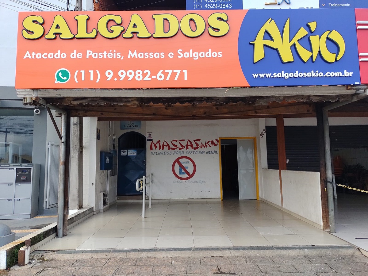 salgados akio atualmente